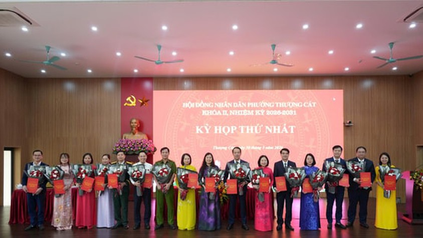 Phường Thượng Cát: Kiện toàn nhân sự HĐND, UBND nhiệm kỳ mới