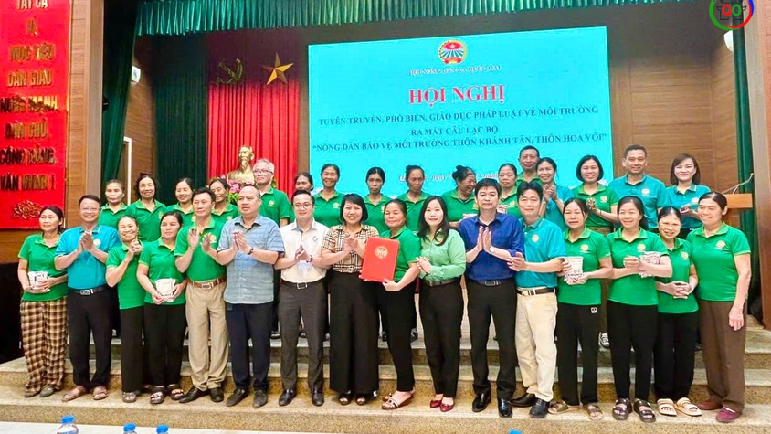 HỘI NÔNG DÂN XÃ QUỐC OAI TỔ CHỨC HỘI NGHỊ TUYÊN TRUYỀN PHÁP LUẬT VỀ MÔI TRƯỜNG, RA MẮT CÁC CÂU LẠC BỘ NÔNG DÂN BẢO VỆ MÔI TRƯỜNG