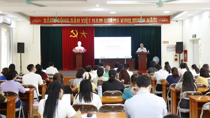 Khai giảng lớp bồi dưỡng lý luận chính trị dành cho đảng viên mới khóa II/2026