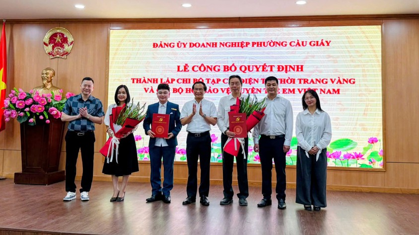 ĐẢNG ỦY DOANH NGHIỆP PHƯỜNG CẦU GIẤY CÔNG BỐ THÀNH LẬP 02 CHI BỘ MỚI, TRIỂN KHAI NHIỆM VỤ TRỌNG TÂM QUÝ II/2026