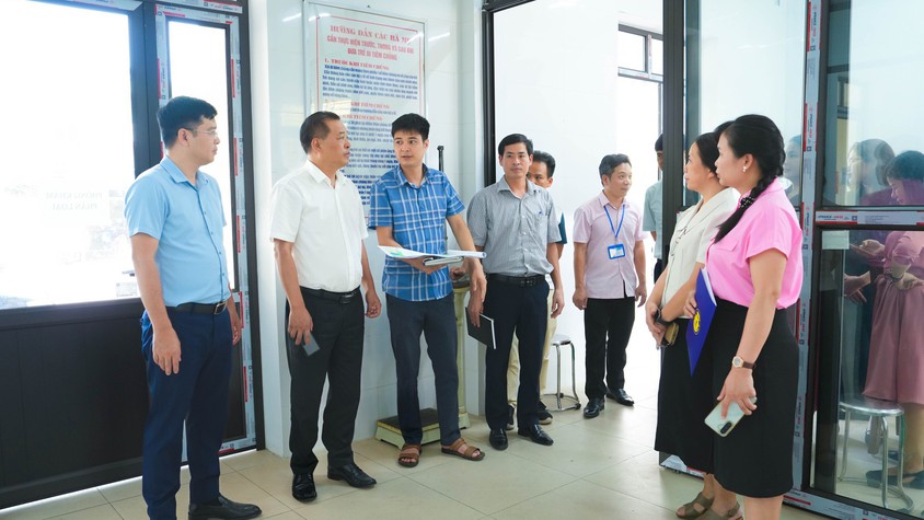Khảo sát triển khai thí điểm mô hình chăm sóc sức khỏe ban ngày cho người cao tuổi tại xã Quốc Oai