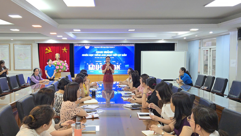 LỚP BỒI DƯỠNG TIẾNG ANH CHO GIÁO VIÊN TRONG THỜI KÌ HỘI NHẬP VÀ PHÁT TRIỂN