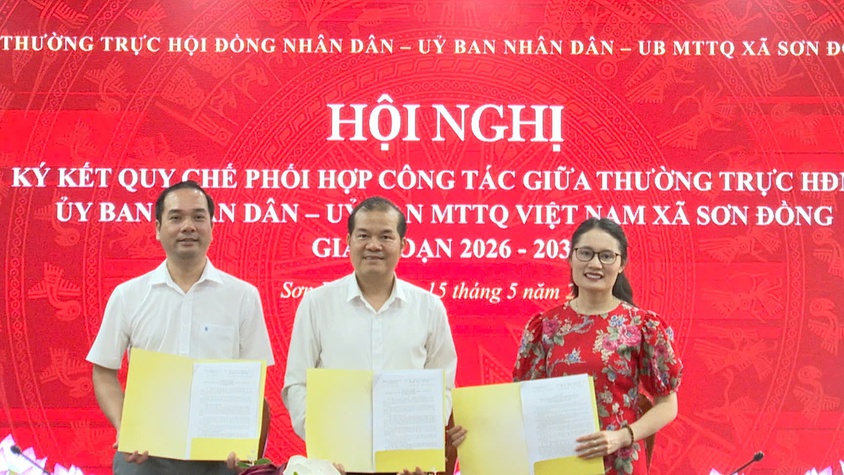 Thường trực HĐND xã Sơn Đồng tổ chức Hội nghị ký kết Quy chế phối hợp nhiệm kỳ 2026 - 2031 và Chương trình phối hợp công tác năm 2026 giữa Thường trực HĐND, UBND, Ủy ban MTTQ Việt Nam