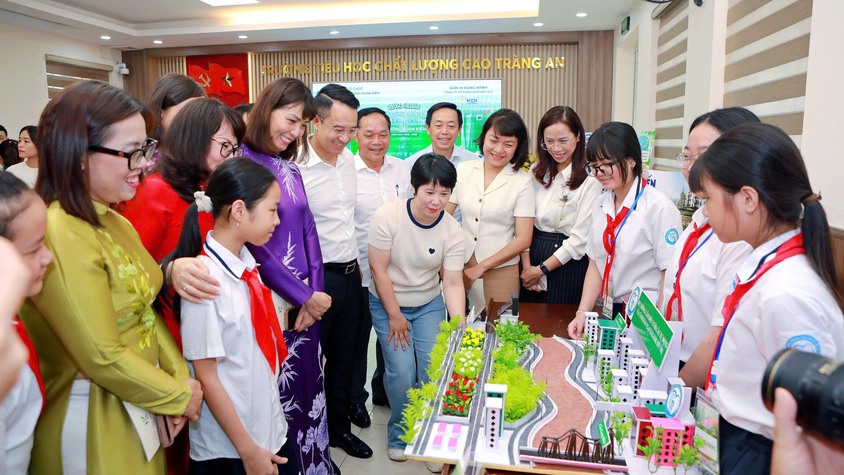 Sân chơi khoa học sáng tạo cho học sinh trung học cơ sở và Robotics cho học sinh tiểu học phường Hoàn Kiếm năm học 2025–2026