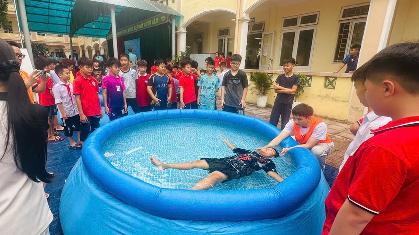 XÃ BẤT BẠT CHỦ ĐỘNG PHÒNG CHỐNG ĐUỐI NƯỚC VÀ TAI NẠN THƯƠNG TÍCH CHO TRẺ EM DỊP HÈ
