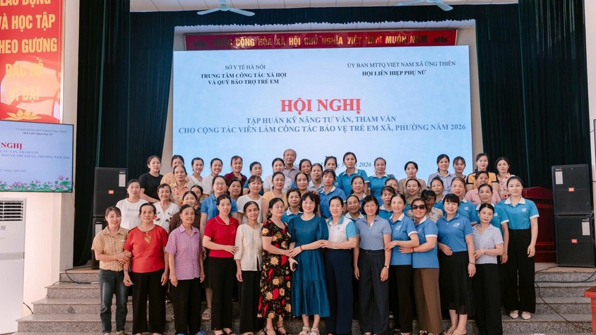 Hội LHPN xã Ứng Thiên tập huấn kỹ năng bảo vệ trẻ em và trao kinh phí đỡ đầu cho trẻ mồ côi năm 2026