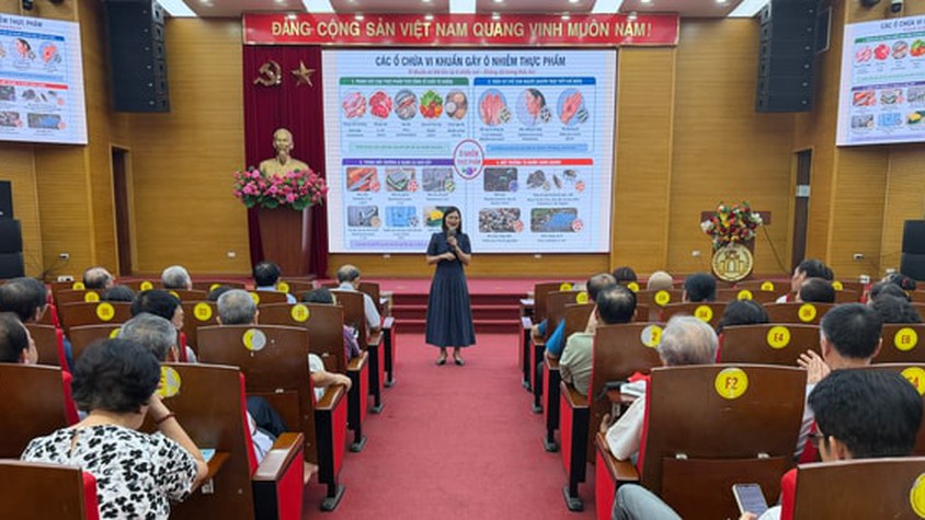 Phường Ô Chợ Dừa tổ chức hội nghị tuyên truyền đảm bảo vệ sinh an toàn thực phẩm