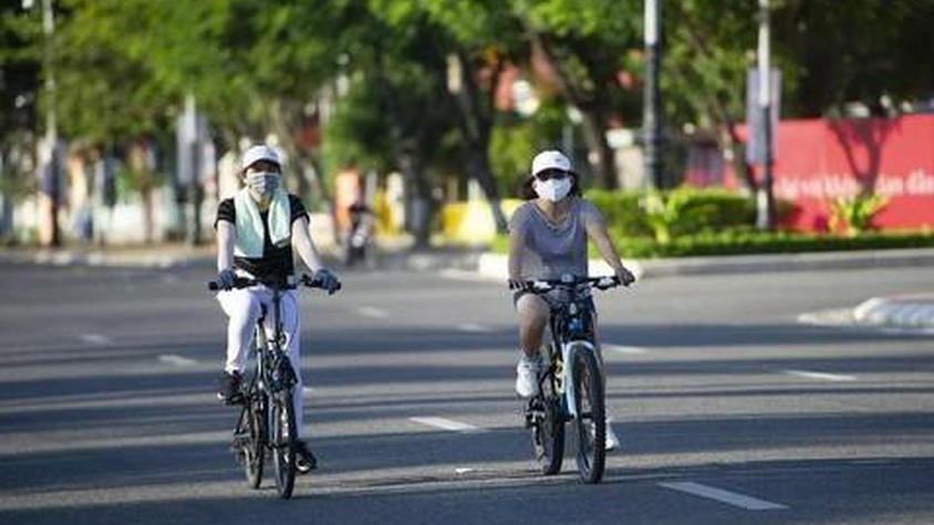  DẬY SỚM TẬP THỂ DỤC – THÓI QUEN NHỎ, LỢI ÍCH LỚN TRONG MÙA NẮNG NÓNG 