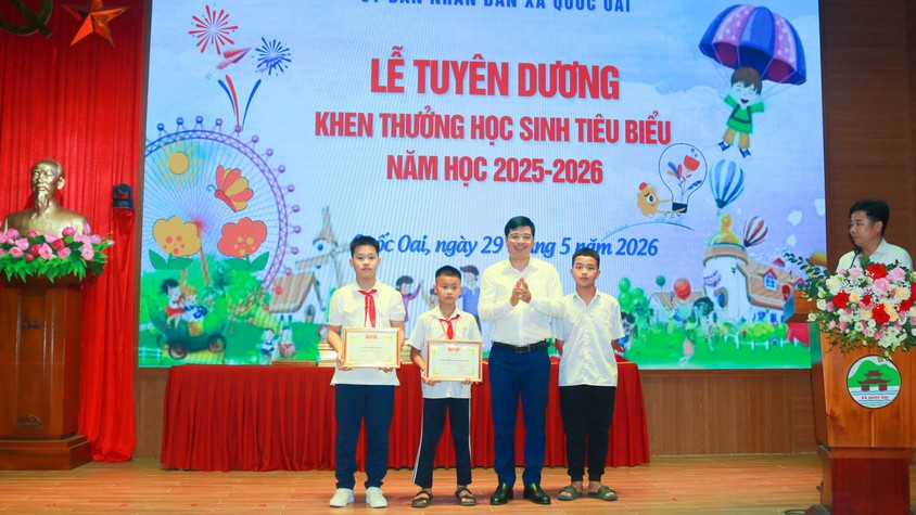 Quốc Oai tuyên dương, khen thưởng cho 45 tập thể, học sinh tiêu biểu năm học 2025-2026