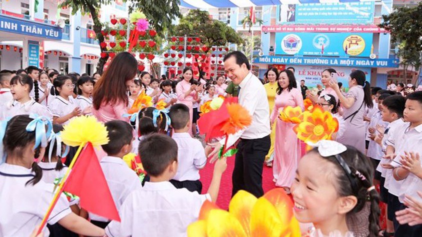 Đông Ngạc dành nhiều sự quan tâm, chăm lo cho công tác chăm sóc, giáo dục và bảo vệ trẻ em
