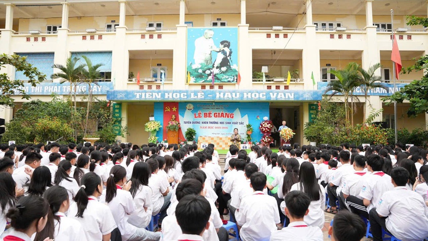 Trường THCS Ninh Sở tổ chức lễ tổng kết năm học 2025 - 2026 