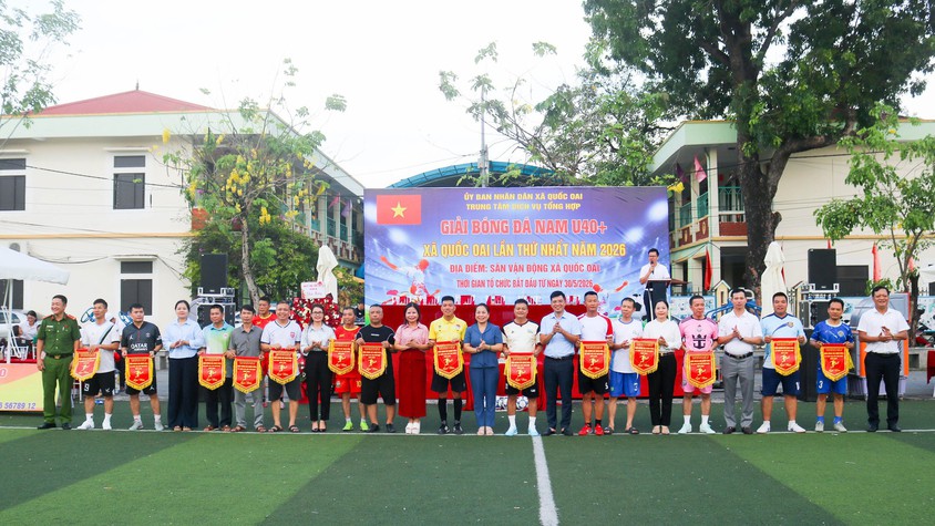 Khai mạc giải bóng đá U40+ xã Quốc Oai lần thứ I năm 2026