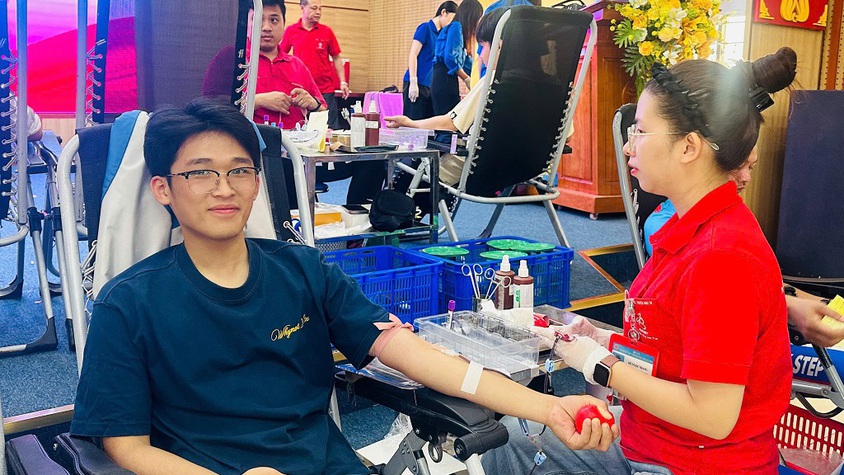 Phường Phương Liệt lan tỏa nghĩa cử cao đẹp tại Ngày hội hiến máu “Giọt hồng trao sự sống”