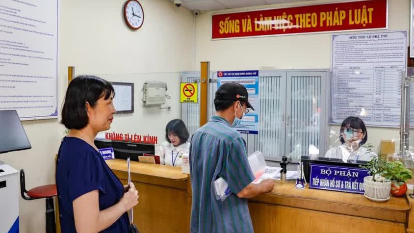 UBND phường Văn Miếu - Quốc Tử Giám tuyên truyền nội dung Luật Hộ tịch (sửa đổi) Từ 01/3/2027 Người dân được đăng ký hộ tịch tại bất cứ xã nào, không phụ thuộc nơi cư trú