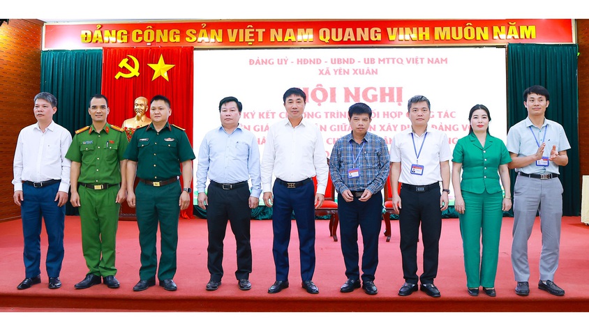 Ban Xây dựng Đảng xã Yên Xuân phối hợp với UBND xã, Công an xã và Ban Chỉ huy Quân sự xã tổ chức Hội nghị ký kết chương trình phối hợp thực hiện công tác 