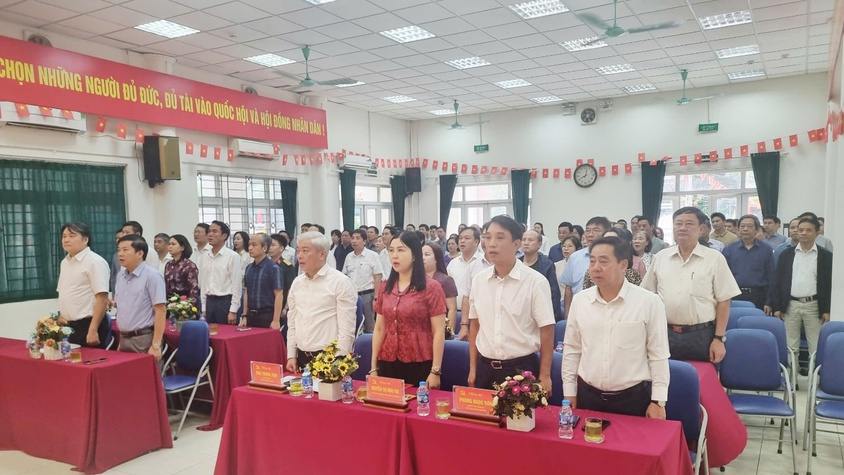 Phường Đại Mỗ tổ chức Lễ Chào cờ, sinh hoạt dưới cờ tháng 5 năm 2026