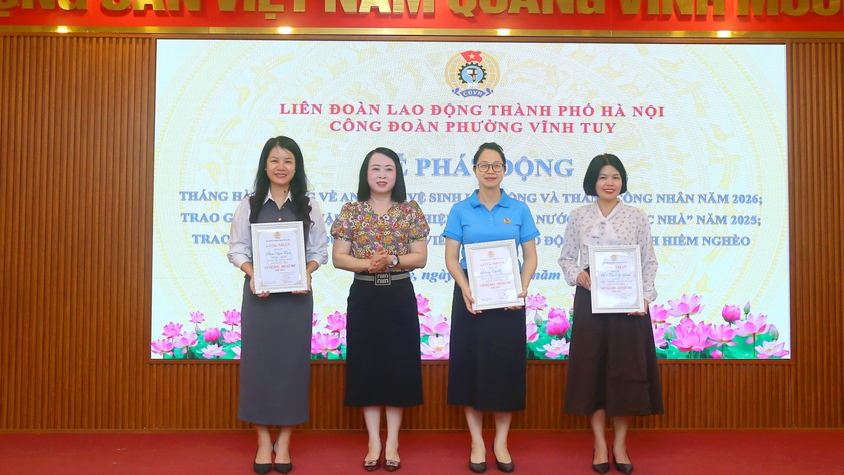 Công đoàn phường Vĩnh Tuy quan tâm chăm lo tới người lao động mắc bệnh hiểm nghèo nhân dịp Tháng Công nhân năm 2026 .