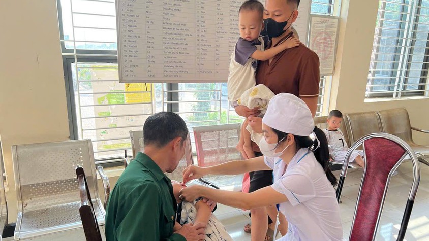 Phường Tùng Thiện triển khai chiến dịch bổ sung Vitamin A và ngày vi chất dinh dưỡng năm 2026