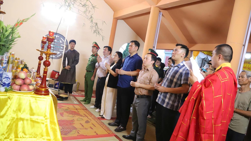 Thượng Phúc trang trọng tổ chức Lễ cầu siêu và động thổ quy tập các phần mộ phục vụ giải phóng mặt bằng Dự án Khu đô thị thể thao Olympic