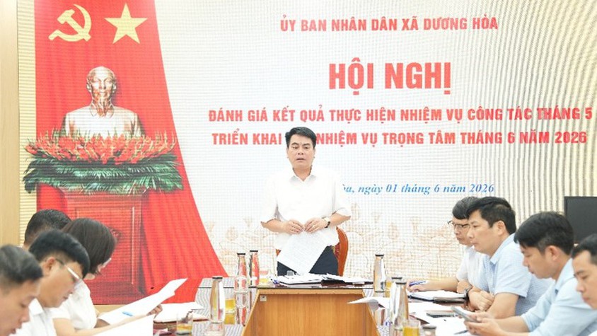 UBND xã giao ban công tác tháng 5, triển khai nhiệm vụ trọng tâm tháng 6/2026 