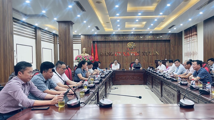 Thành ủy Hà Nội tổ chức Hội nghị sơ kết một năm vận hành chính quyền địa phương hai cấp