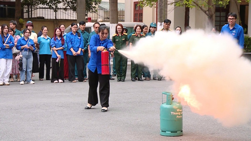 Phường Hà Đông tập huấn Đội xung kích làm nhiệm vụ phòng, chống thiên tai năm 2026