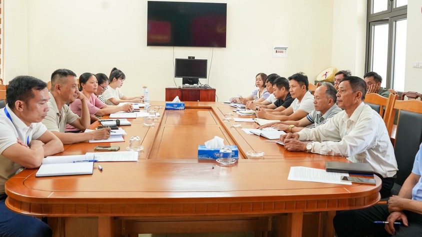 UBND XÃ HƯNG ĐẠO TỔ CHỨC HỘI NGHỊ NGHE BÁO CÁO KẾT QUẢ SẢN XUẤT VỤ XUÂN, TRIỂN KHAI KẾ HOẠCH SẢN XUẤT VỤ MÙA VÀ ĐỊNH HƯỚNG SẢN XUẤT VỤ ĐÔNG NĂM 2026 - 2027