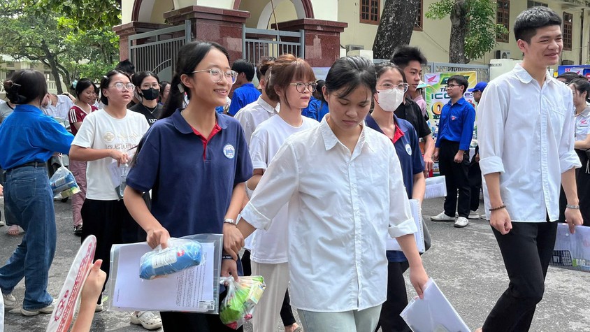 KỲ THI TỐT NGHIỆP THPT NĂM 2026 TẠI XÃ THANH OAI DIỄN RA AN TOÀN, NGHIÊM TÚC, THÀNH CÔNG TỐT ĐẸP