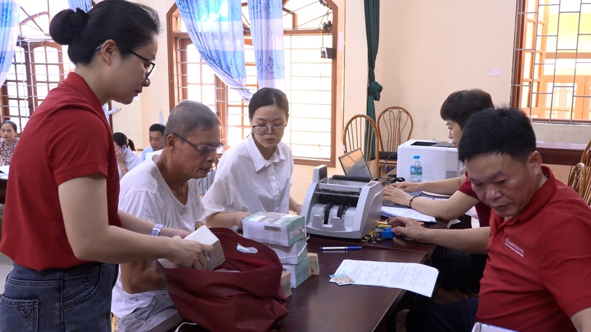 Xã Thanh Oai: Chi trả hơn 98 tỷ đồng tiền bồi thường, hỗ trợ GPMB cho 36 hộ gia đình thôn Văn Quán