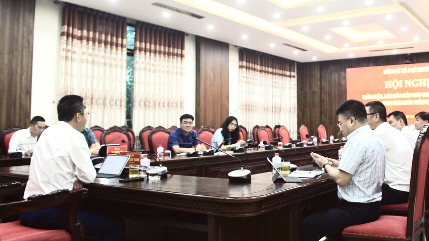 Xã Phú Xuyên họp bàn giải pháp thu ngân sách trên địa bàn xã.