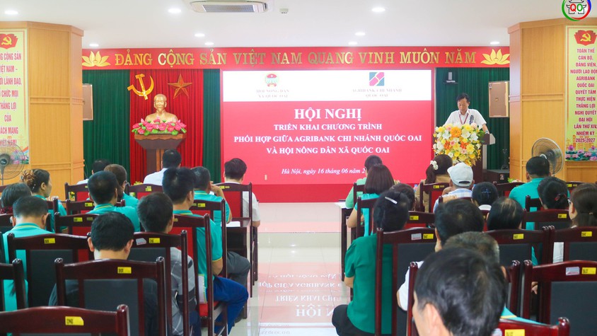 Hội Nông dân xã Quốc Oai phối hợp Agribank Chi nhánh Quốc Oai triển khai chương trình phối hợp, hỗ trợ hội viên tiếp cận nguồn vốn phát triển kinh tế