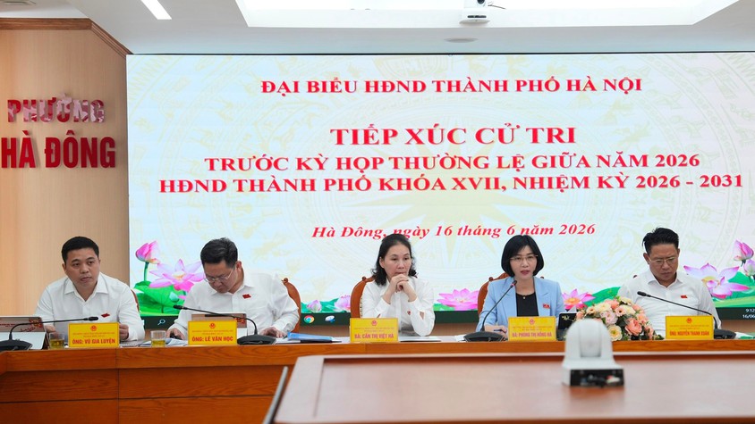 Đại biểu HĐND thành phố Hà Nội - Đơn vị bầu cử số 13 tiếp xúc cử tri trước kỳ họp giữa năm