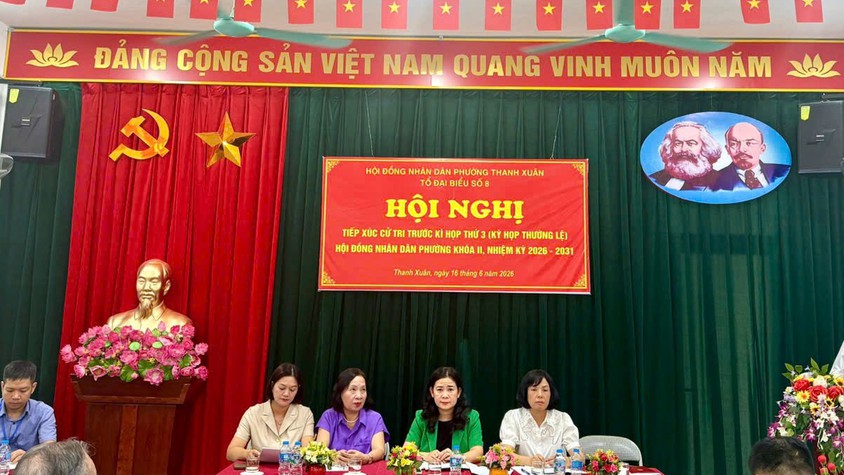 Tổ đại biểu số 8 HĐND phường Thanh Xuân tiếp xúc cử tri trước kỳ họp thứ 3 (kỳ họp thường lệ) HĐND phường khóa II, nhiệm kỳ 2026 - 2031.