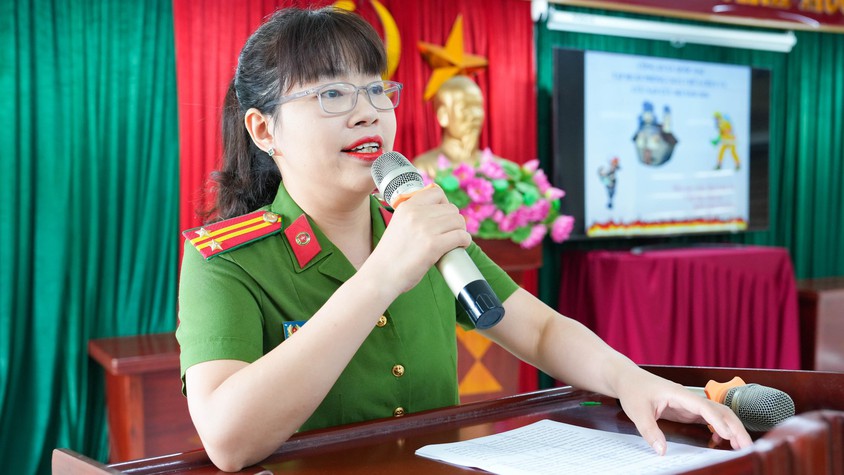 XÃ QUỐC OAI TỔ CHỨC TUYÊN TRUYỀN KIẾN THỨC, KỸ NĂNG PHÒNG CHÁY CHỮA CHÁY VÀ CỨU NẠN CỨU HỘ CHO NHÂN DÂN