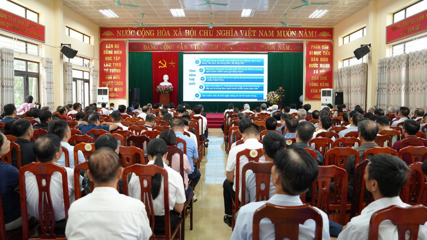 Cập nhật thông tin thời sự thế giới, khu vực và trong nước cho đội ngũ cán bộ cơ sở