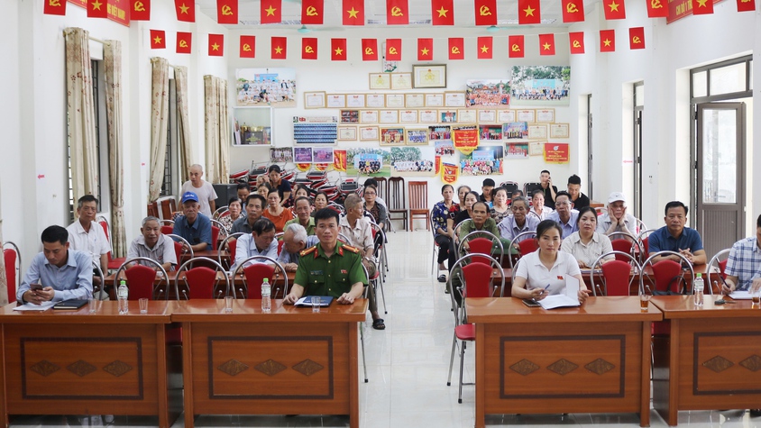 TỔ ĐẠI BIỂU SỐ 4 HĐND XÃ QUỐC OAI TIẾP XÚC CỬ TRI TRƯỚC KỲ HỌP THƯỜNG LỆ GIỮA NĂM 2026