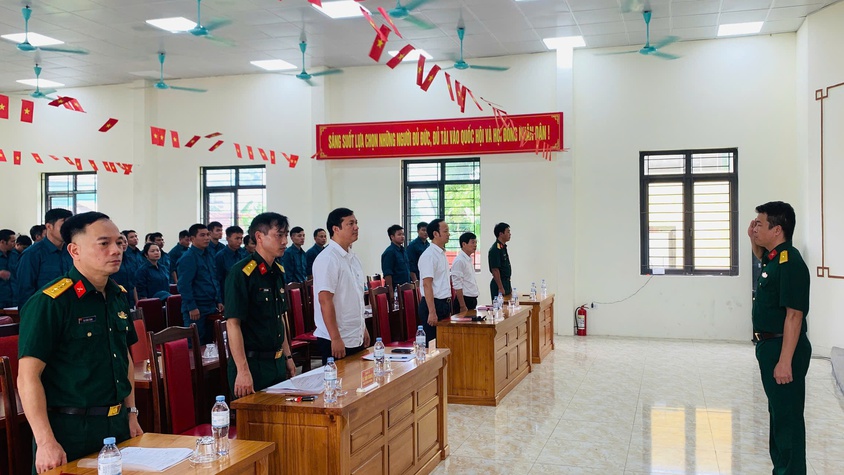 Xã Vật Lại khai mạc huấn luyện dân quân cơ động năm 2026
