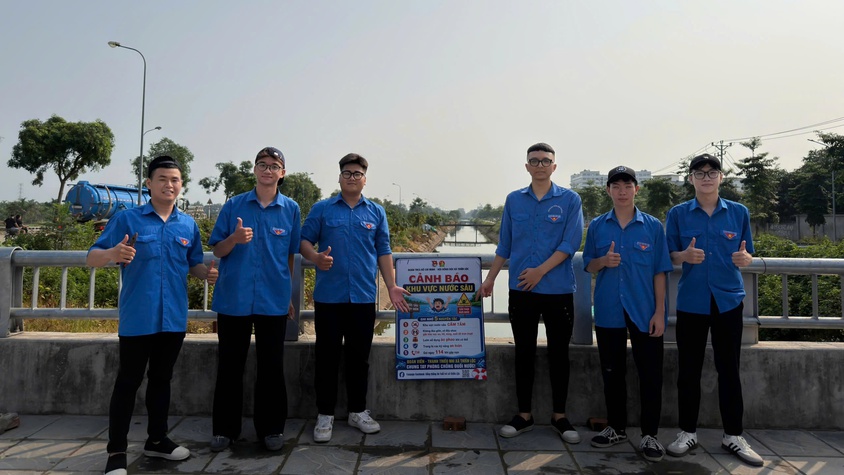 THIÊN LỘC TĂNG CƯỜNG PHÒNG, CHỐNG ĐUỐI NƯỚC CHO TRẺ EM: HOÀN THÀNH CẮM BIỂN CẢNH BÁO TẠI CÁC ĐIỂM NƯỚC SÂU NGUY HIỂM
