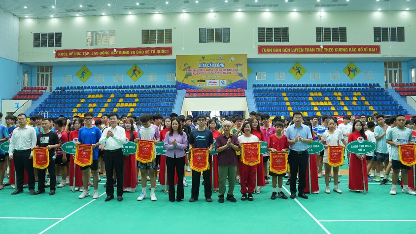 Khai mạc Giải Cầu lông Thanh Thiếu niên thành phố Hà Nội năm 2026 - Tranh Cúp Li-Ning lần thứ I tại xã Gia Lâm