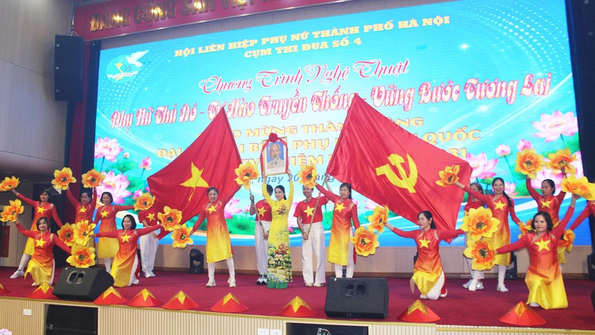 Sôi nổi chương trình nghệ thuật chào mừng thành công Đại hội đại biểu Phụ nữ toàn quốc lần thứ XIV của Hội LHPN Cụm thi đua số 4