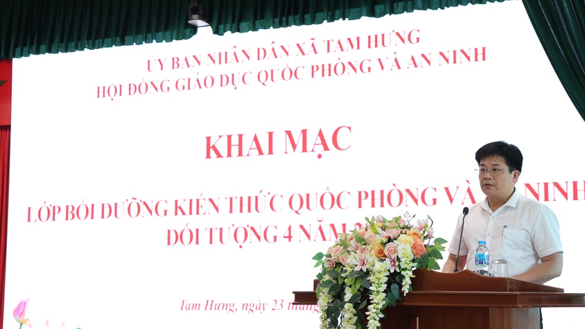 Xã Tam Hưng khai mạc lớp bồi dưỡng kiến thức quốc phòng và an ninh đối tượng 4 năm 2026