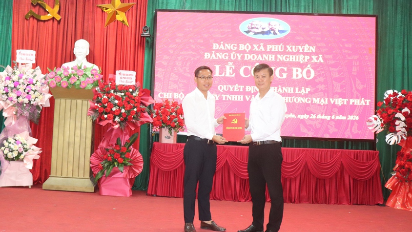 Công Bố Quyết Định Thành Lập Chi Bộ Công Ty TNHH Vận Tải Thương Mại Việt Phát