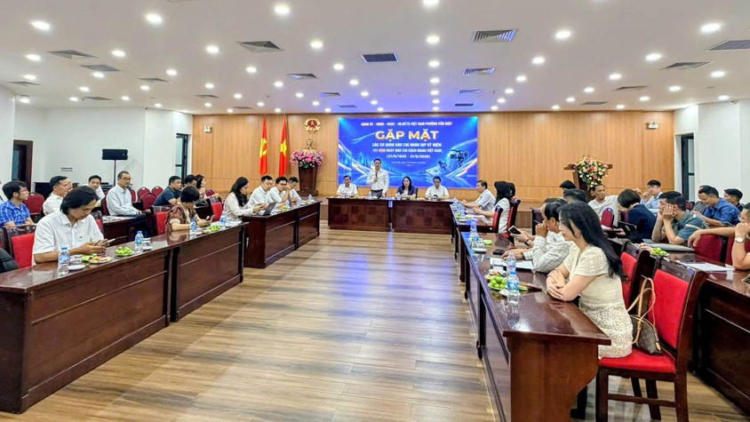 PHƯỜNG CẦU GIẤY GẶP MẶT CÁC CƠ QUAN BÁO CHÍ NHÂN DỊP KỶ NIỆM 101 NĂM NGÀY BÁO CHÍ CÁCH MẠNG VIỆT NAM