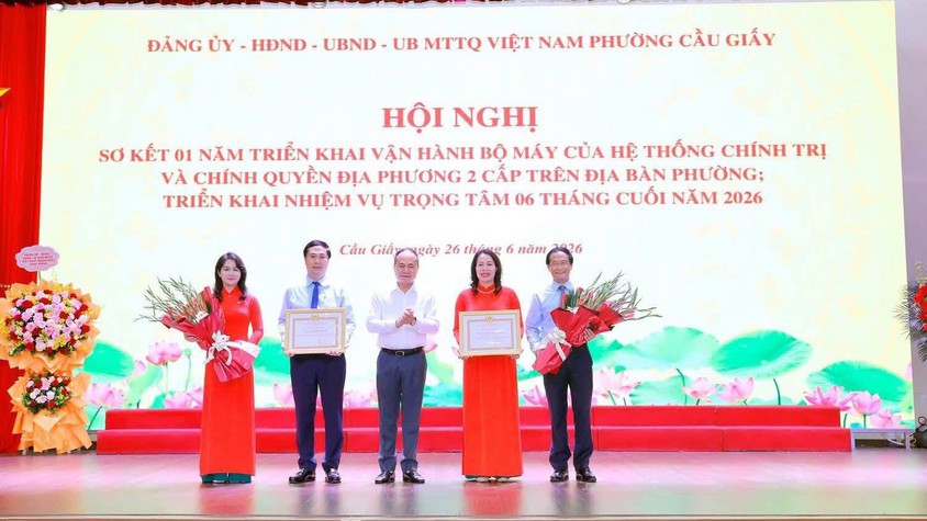 MỘT NĂM VẬN HÀNH MÔ HÌNH CHÍNH QUYỀN ĐỊA PHƯƠNG HAI CẤP: PHƯỜNG CẦU GIẤY KHẲNG ĐỊNH HIỆU QUẢ THỰC TIỄN