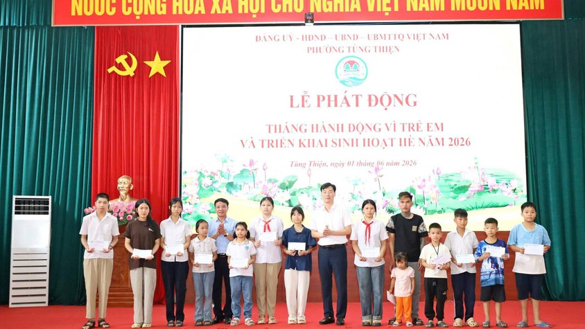 PHƯỜNG TÙNG THIỆN ĐẨY MẠNH CÔNG TÁC BẢO VỆ, CHĂM SÓC TRẺ EM TRONG KỶ NGUYÊN SỐ