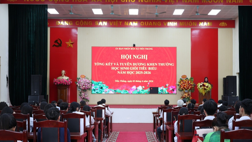 Xã Tiến Thắng long trọng tổ chức Hội nghị tổng kết và Tuyên dương học sinh giỏi tiêu biểu năm học 2025 - 2026