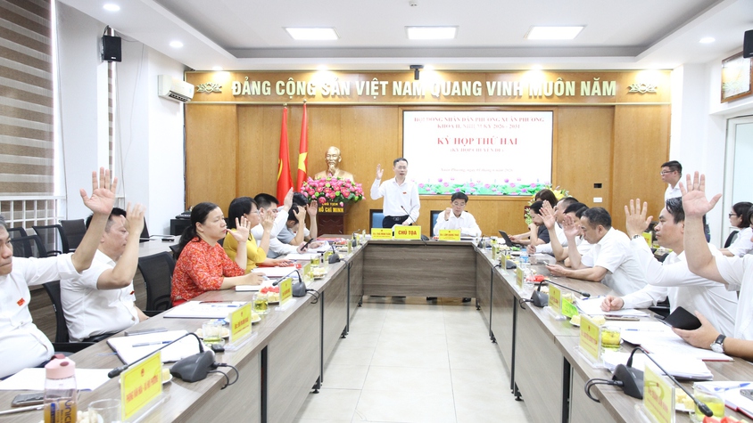 HĐND phường Xuân Phương thông qua nhiều nghị quyết quan trọng về đầu tư công và phát triển hạ tầng
