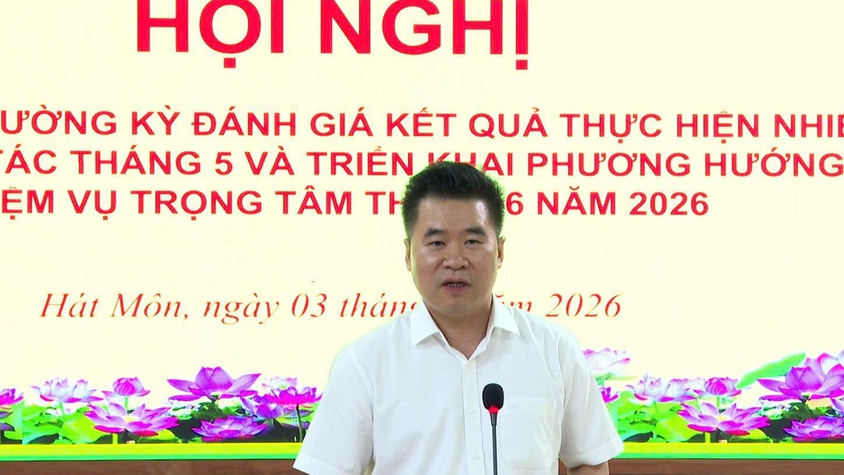 UBND xã Hát Môn tổ chức giao ban thường kỳ đánh giá kết quả thực hiện nhiệm vụ tháng 5 và triển khai phương hướng nhiệm vụ trọng tâm tháng 6.