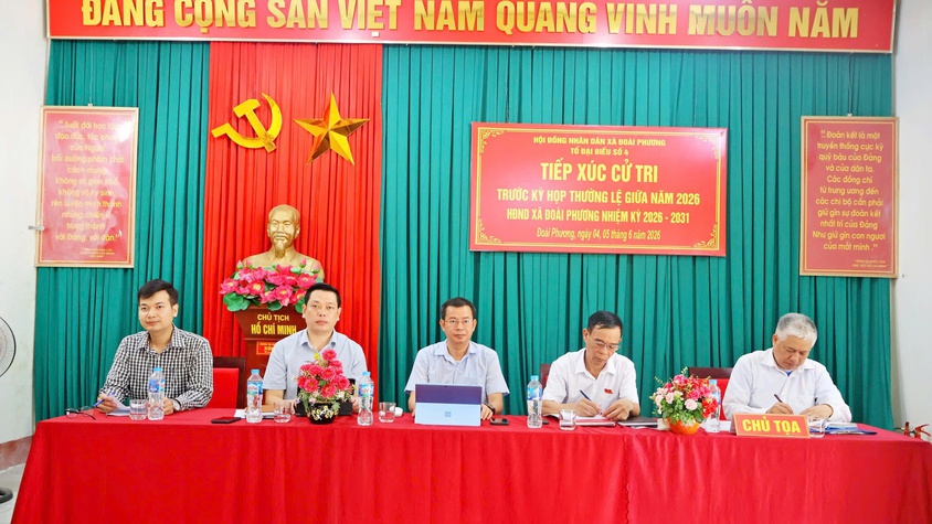 Tổ đại biểu HĐND số 4 và 5 tiếp xúc cử tri trước kỳ họp thứ 2 HĐND xã khóa II nhiệm kỳ 2026 - 2031
