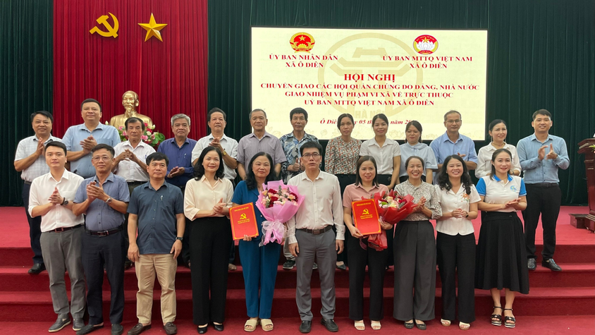 Hội nghị chuyển giao các hội quần chúng do Đảng, nhà nước giao nhiệm vụ phạm vi xã về trực thuộc Ủy ban MTTQ xã Ô Diên